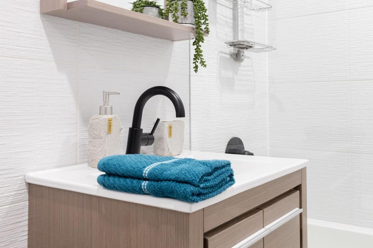 13-2 I Brand New Luxury 2br Prime Union Square *